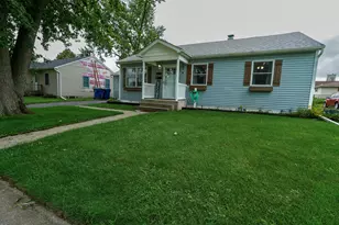 116 Maple St, Lowell, IN 46356 - Photo 2