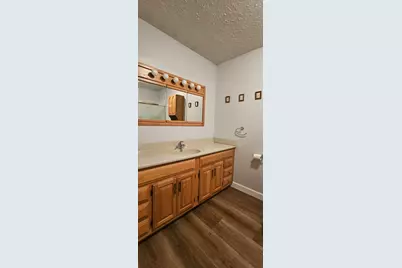 925 Mayflower Road, La Porte, IN 46350 - Photo 36