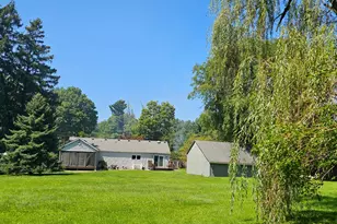 925 S Mayflower Rd, La Porte, IN 46350 - Photo 10