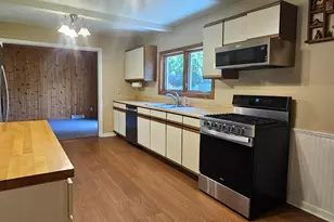 925 S Mayflower Rd, La Porte, IN 46350 - Photo 26