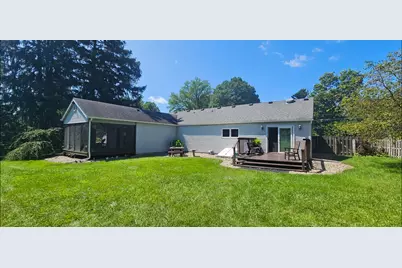 925 Mayflower Road, La Porte, IN 46350 - Photo 14