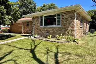 211 Carnation St NE, Demotte, IN 46310 - Photo 2
