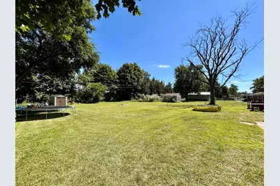 211 Carnation Street NE, Demotte, IN 46310 - Photo 34