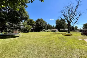 211 Carnation St NE, Demotte, IN 46310 - Photo 34