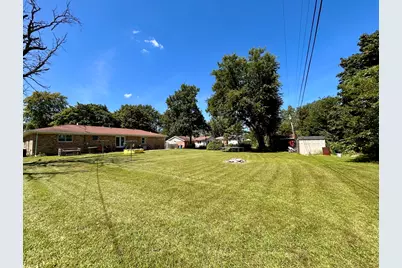 211 Carnation Street NE, Demotte, IN 46310 - Photo 32