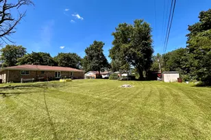 211 Carnation St NE, Demotte, IN 46310 - Photo 32
