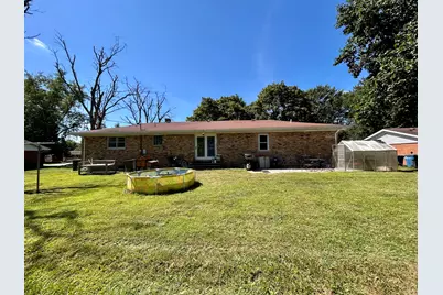 211 Carnation Street NE, Demotte, IN 46310 - Photo 4