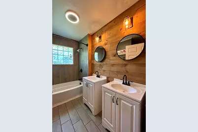211 Carnation Street NE, Demotte, IN 46310 - Photo 12