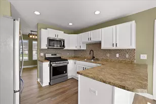 10725 Illinois St, Crown Point, IN 46307 - Photo 6
