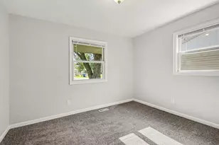 933 Henry St, Michigan City, IN 46360 - Photo 10