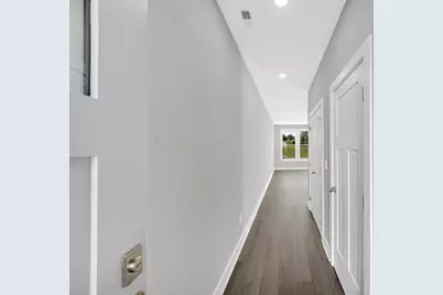 1902 Park Street, La Porte, IN 46350 - Photo 2