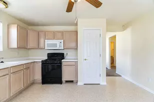 1642 Flag Ct, Crown Point, IN 46307 - Photo 10
