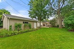 8134 Columbia Ave, Munster, IN 46321 - Photo 4