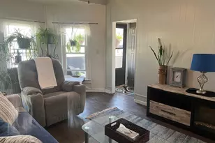 113 E Vine St, Rensselaer, IN 47978 - Photo 6