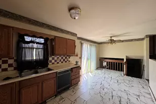 6281 Chase St, Merrillville, IN 46410 - Photo 8