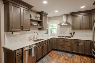 405 E Chicago St, Valparaiso, IN 46383 - Photo 6