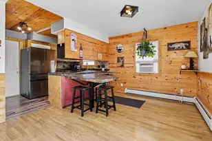 204 D St, La Porte, IN 46350 - Photo 4