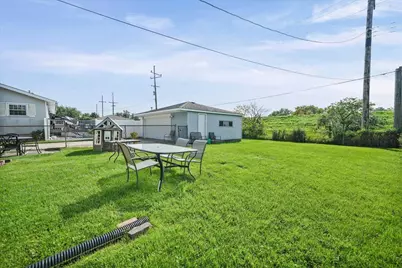 8030 North Drive, Highland, IN 46322 - Photo 14