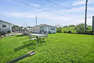 8030 North Dr, Highland, IN 46322 - Photo 14