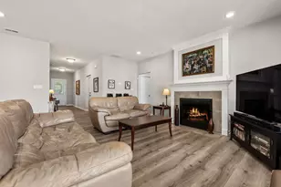 2906 Gable Dr, Valparaiso, IN 46383 - Photo 6