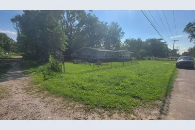 1305 E 40th Avenue, Gary, IN 46409 - Photo 6