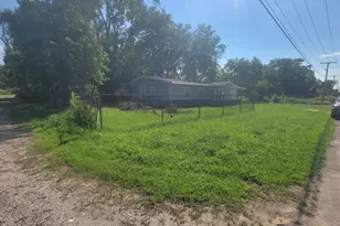 1305 E 40th Ave, Gary, IN 46409 - Photo 6