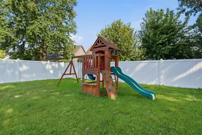 3925 Bayberry Lane, Highland, IN 46322 - Photo 24