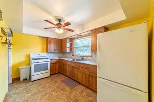 3310 Garfield Ave, Highland, IN 46322 - Photo 10