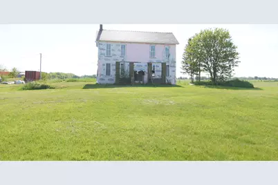 569 S 100 W, Rensselaer, IN 47978 - Photo 2