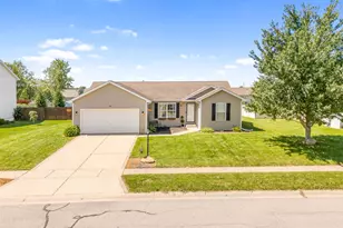 705 Carla Ann Dr, Westville, IN 46391 - Photo 2