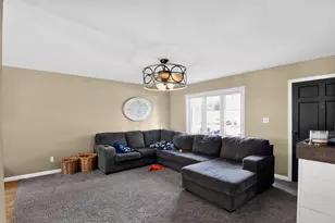 2706 Streamside Dr, Columbus, IN 47203 - Photo 36