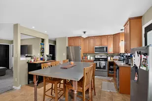 2706 Streamside Dr, Columbus, IN 47203 - Photo 42