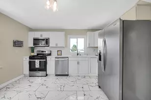 519 E North St, Crown Point, IN 46307 - Photo 4