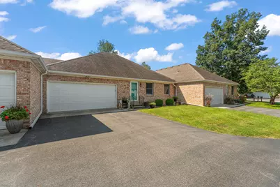 533 Begonia Street SE #B, Demotte, IN 46310 - Photo 1
