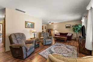 533 Begonia St SE, Demotte, IN 46310 - Photo 6