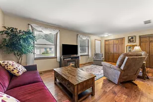 533 Begonia St SE, Demotte, IN 46310 - Photo 8