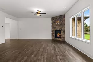8434 Shell Dr, Saint John, IN 46373 - Photo 4