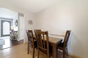 512 Mary Ln, Crown Point, IN 46307 - Photo 10