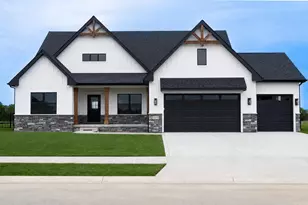 449 Meadow Brooke Ln, Dyer, IN 46311 - Photo 1