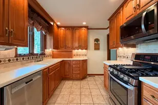 54 Dogwood Dr, La Porte, IN 46350 - Photo 6