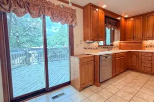 54 Dogwood Dr, La Porte, IN 46350 - Photo 8