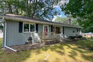 54 Dogwood Dr, La Porte, IN 46350 - Photo 2