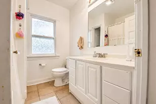 205 E Jefferson Ave, La Porte, IN 46350 - Photo 18