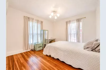 205 E Jefferson Avenue, La Porte, IN 46350 - Photo 16