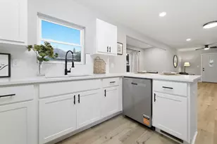 138 Jefferson Ave, Chesterton, IN 46304 - Photo 6