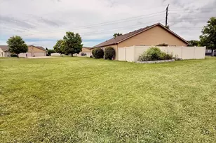 1165 W 86th Pl, Merrillville, IN 46410 - Photo 26