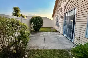 1165 W 86th Pl, Merrillville, IN 46410 - Photo 22