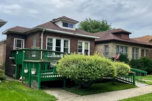 2739 New York Ave, Whiting, IN 46394 - Photo 2