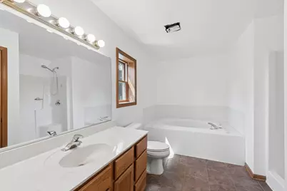 1184 Woodland Drive, Chesterton, IN 46304 - Photo 10