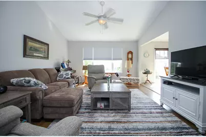 817 Daisy Circle NE, Demotte, IN 46310 - Photo 4